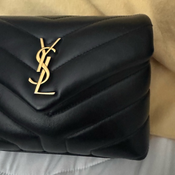 YSL toy Lou Lou quilted in black with gold hardware. - Picture 12 of 15